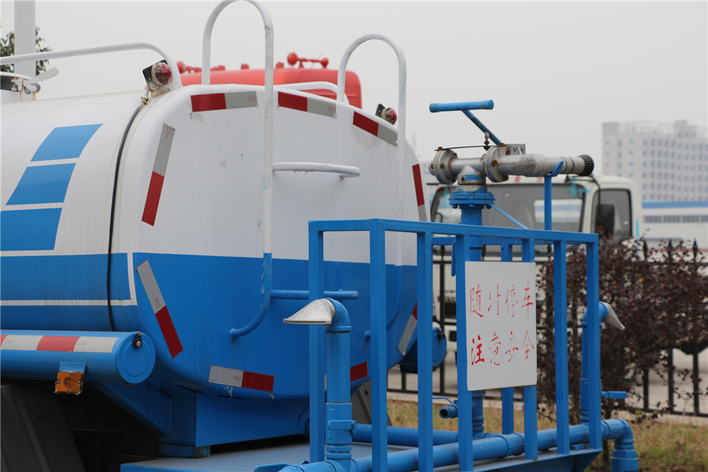 福田時代（5方）灑水車