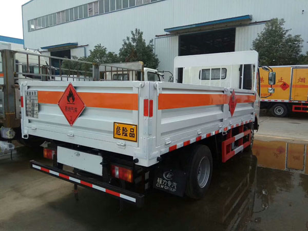 重汽4.1米(藍(lán)牌)氣瓶車