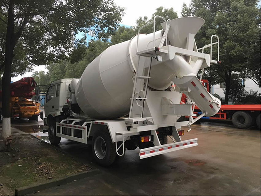 2017款東風6方攪拌車（國五）