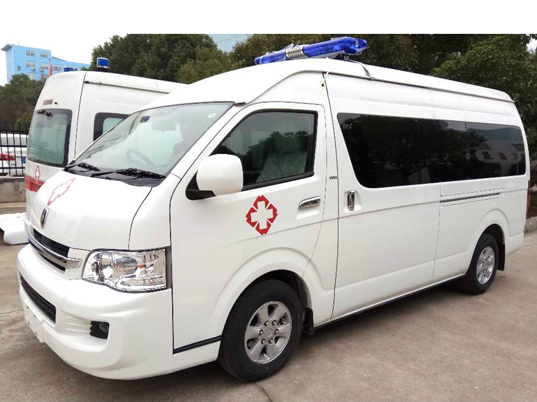 金杯大海獅汽油救護(hù)車(chē)