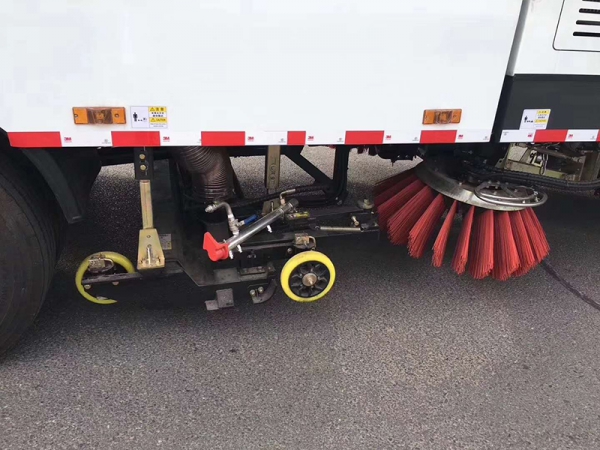 東風(fēng)天錦7水9塵洗掃車(chē)（國(guó)六）