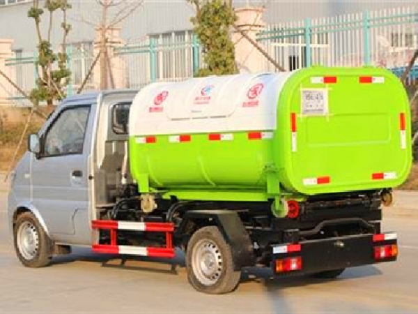 東風小康國六3方車廂可卸（鉤臂）式垃圾車