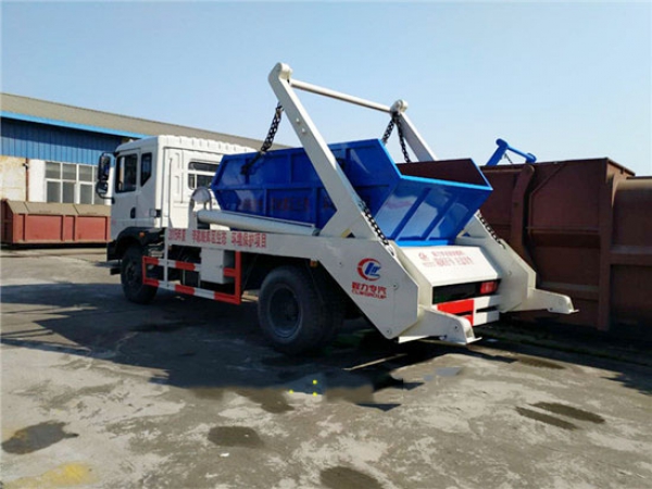 東風(fēng)T3擺臂式垃圾車(8-10方)