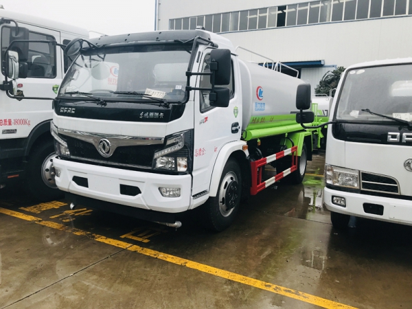 國(guó)六10方東風(fēng)福瑞卡灑水車