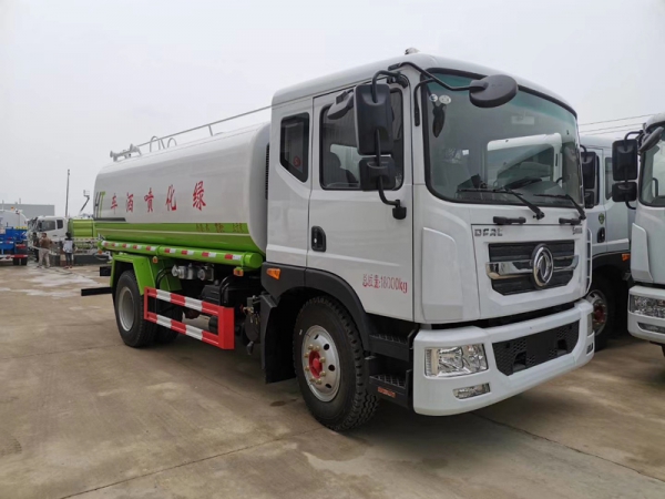 國(guó)六12-15方東風(fēng)D9灑水車