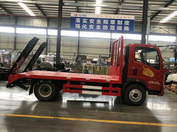 重汽豪曼藍牌平板拖車