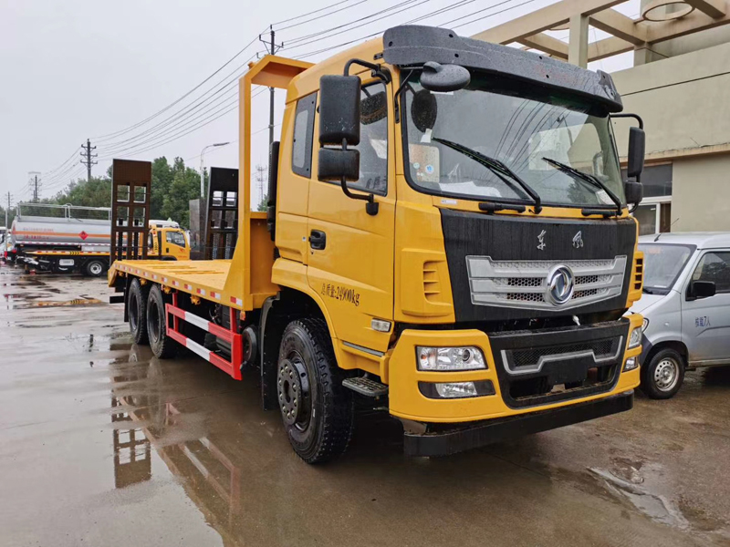 東風(fēng)D17-H后八輪平板拖車