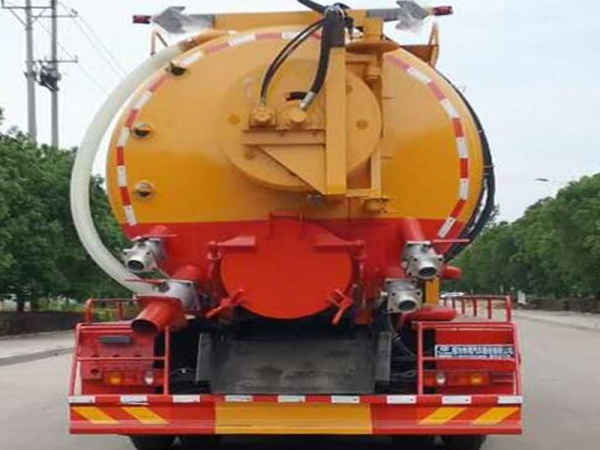 東風(fēng)后雙橋22方清洗吸污車