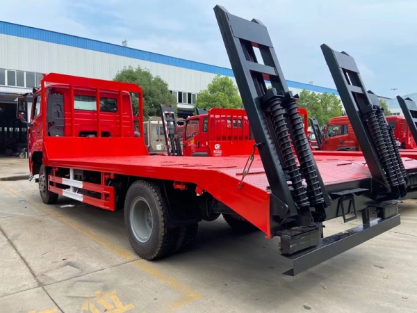 重汽浩瀚國(guó)六平板運(yùn)輸車