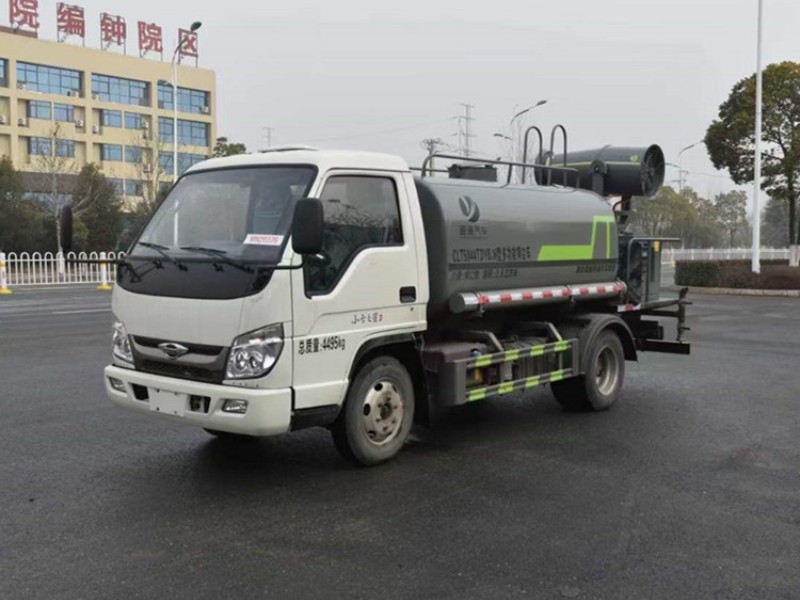 藍(lán)牌福田小卡之星2 3方灑水車