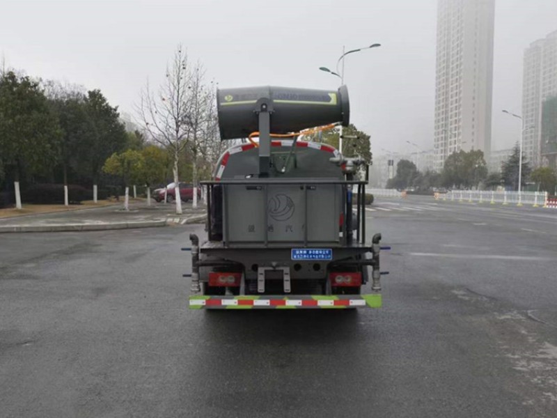 藍(lán)牌福田小卡之星2 3方灑水車